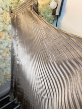 Load image into Gallery viewer, Grey Pleated Maxi Skirt
